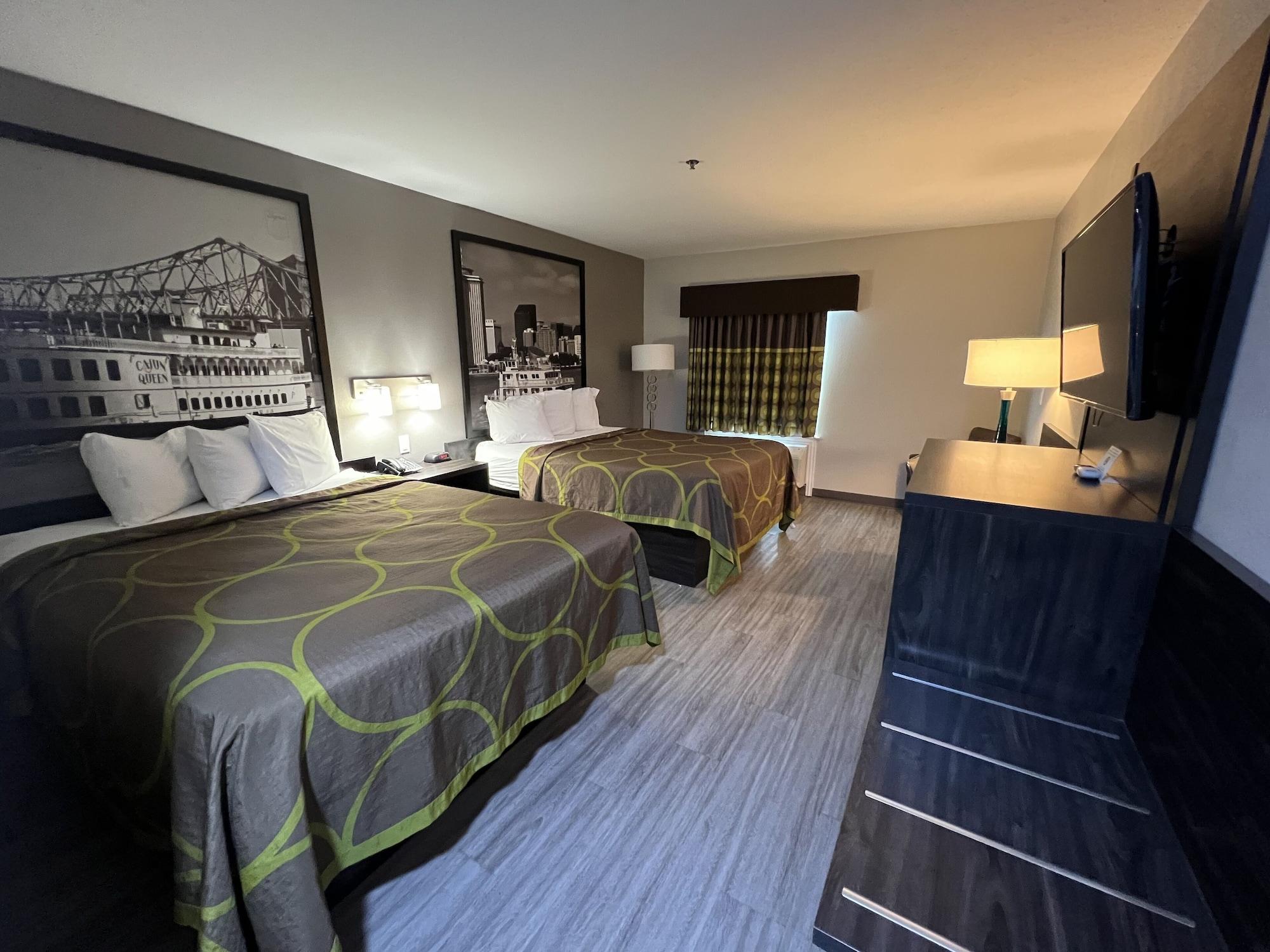 Super 8 By Wyndham Lake Charles/Sulphur Eksteriør billede